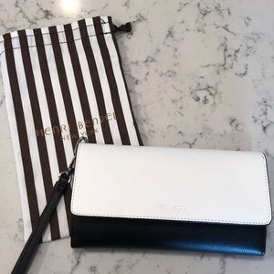 Henri Bendel Up Town Organizer Wallet